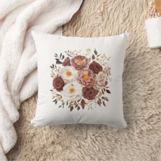 Almofada Elegant Vintage Floral Throw Pillow with Soft Neut