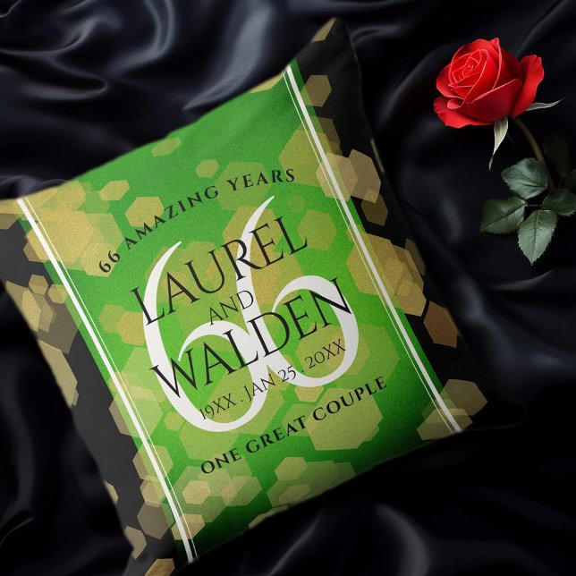 Almofada Elegante 66º aniversário de casamento de Titanite (EO 66th Wedding Anniversary Throw Pillow on Black Silk Cover Photo)