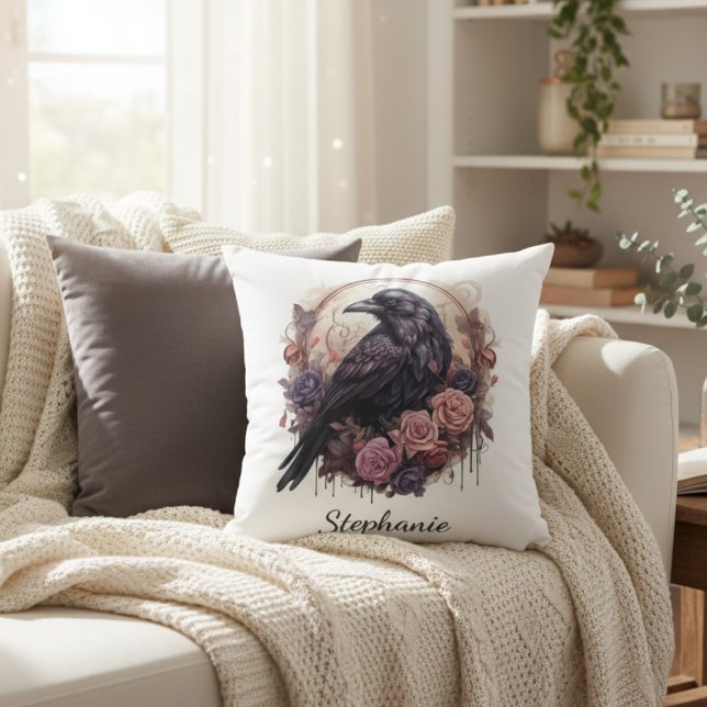 Almofada Enchanting Raven & Rose Home Accent (Raven with roses personalized pillow)