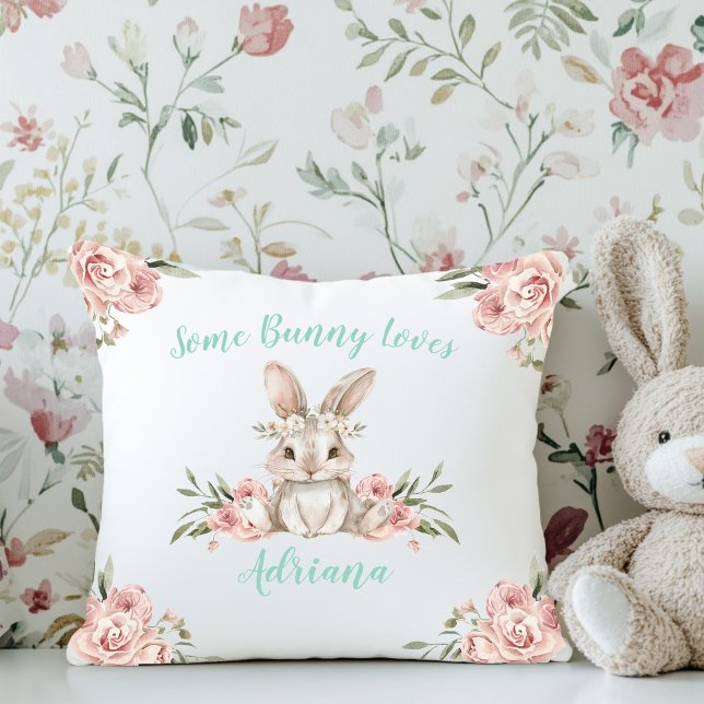 Almofada Enfermeira-bebê borboleta-de-bico-rosa-claro (Some bunny loves you boho floral rabbit pillow with aqua script typography)