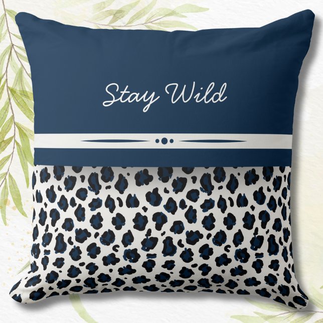 Almofada Estilo Selvagem Animal Imprimir Marinho Azul Desta (Wild Style Animal Print Navy Blue Accent Pillow)