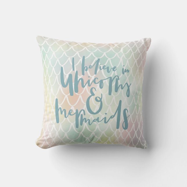 ALMOFADA EU ACREDITO EM UNICORNS E MERMAIDS SEA BLUE (Frente)