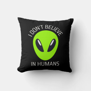 Almofada Eu Não Acredito em Humanos
