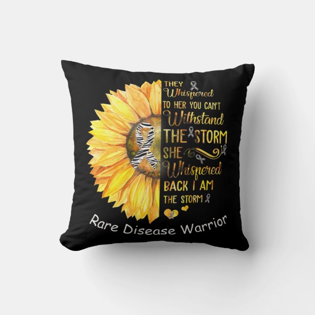 Almofada Eu sou a Tempestade Rare Doease Warrior T-Shirt38 (Frente)