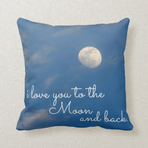 Almofada Eu te amo à lua e aos travesseiros decorativos