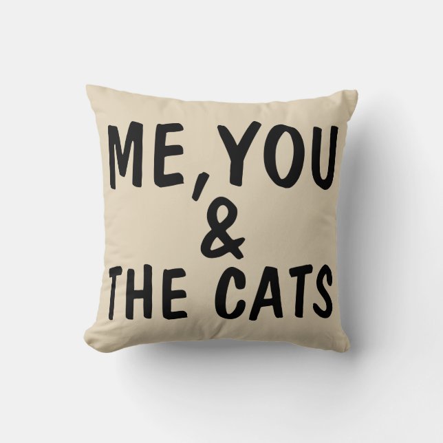 ALMOFADA EU, VOCÊ E OS TRAVESSEIROS DE GATOS (Frente)