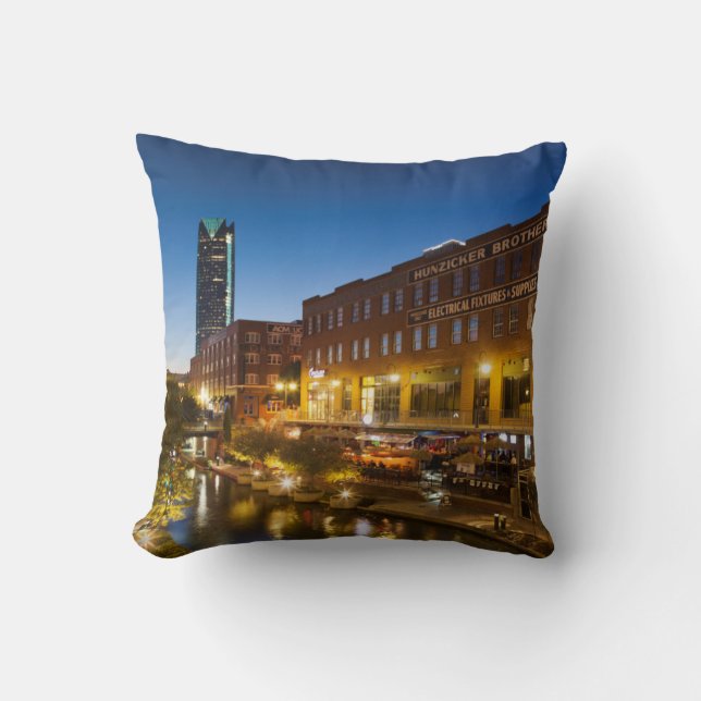 Almofada EUA, Oklahoma, Oklahoma City, Bricktown (Frente)
