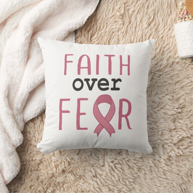 Almofada Faith Over Fear Breast Cancer Awareness (Cobertor)