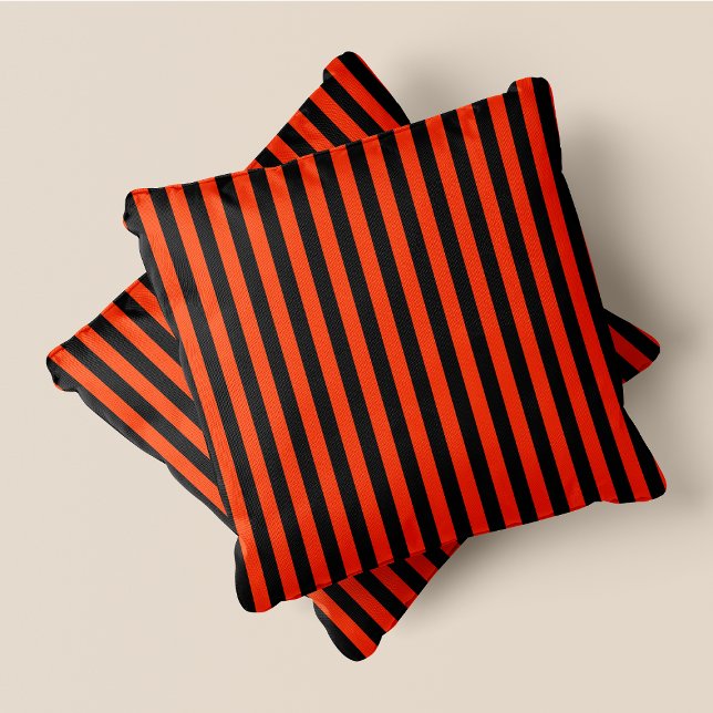 Almofada Faixa Laranja Preta e Escura (Black & Dark Orange Stripes Throw Pillow)