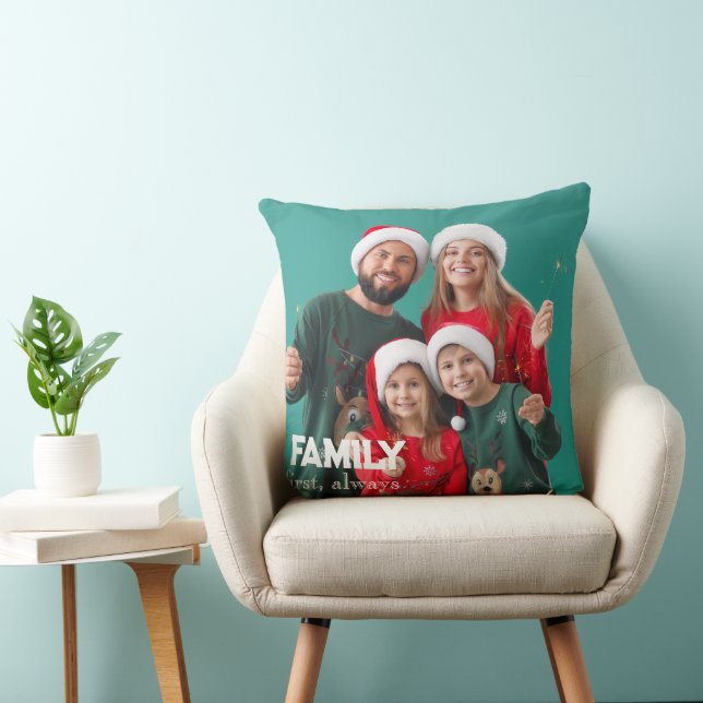 Almofada Família | Boho com Sobreposição de Texto e Duas Fo (Cadeira)