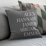 Almofada Família Personalizada de Nomes de Crianças Elegant<br><div class="desc">Travesseiro decorativo Familiar Personalizado de Nomes de Crianças Elegantes Modernos.</div>