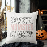 Almofada Fanfarrão Rosa das Bruxas Bonito e Louco<br><div class="desc">Adicione um toque de diversão assustadora à sua decoração natal com o nosso Travesseiro decorativo de Halloween "Momster" Rosa! Perfeito para as mães que adoram o Dia das Bruxas, este travesseiro brincalhão apresenta a palavra "Impulso" em letras ousadas e assustadoras em um fundo cor-de-rosa suave. Quer você esteja decorando para...</div>