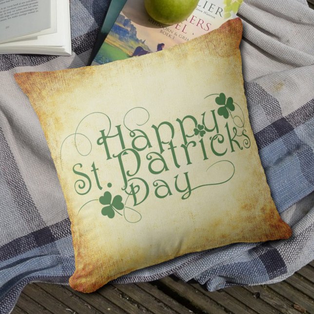 Almofada Feliz dia de São Patrício Script Manchado Creme Ma (Criador carregado)