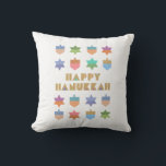 Almofada Feliz Hanukkah Sonhos e Estrelas<br><div class="desc">Um design de Hanukkah divertido e festivo com sonhos e estrelas coloridos. Um padrão moderno,  não tradicional,  design e com sonhos estilizados e estrelas de formas geométricas de David.</div>