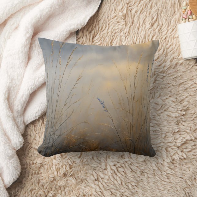 Almofada First Light Kin Becoming Throw Pillow (Cobertor)