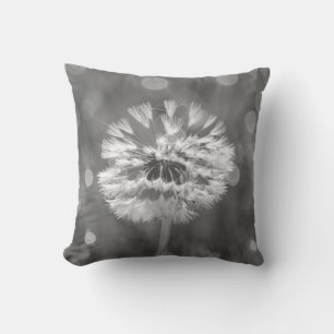 Almofada Flor Fluffy Dandelion Black and White