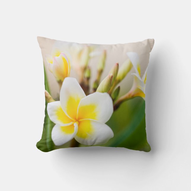 Almofada Flor tropical branca (Frente)
