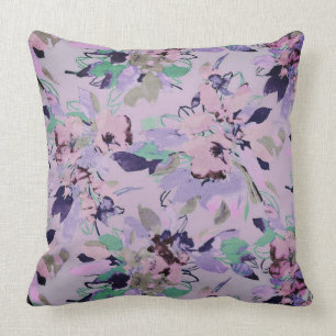 Almofada Floral de Lilas e Verde Aquarela
