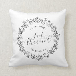 Almofada Floral de Recem casados Personalizado| Travesseiro