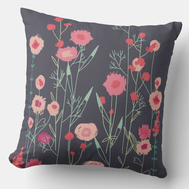 Almofada Floral Escuro (Dark floral wildflower throw pillow)