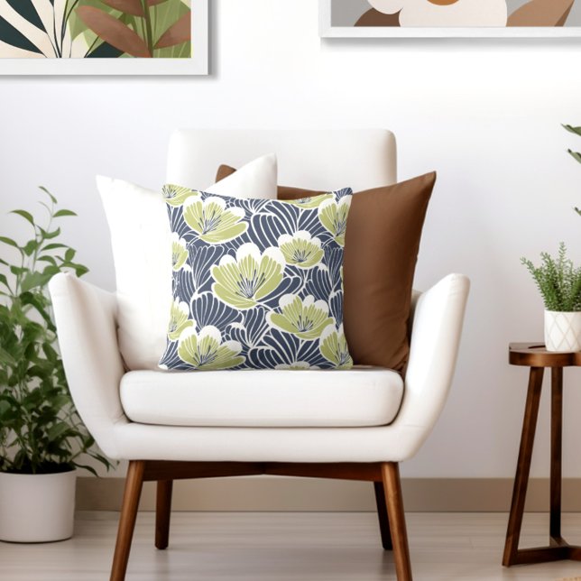 Almofada Floral Verde Azul (Elevate your room & decor with an elegant MCM floral throw pillow from Wild on Flowers.)
