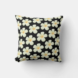 Almofada Flores Brancas de Frangipani Plumeria em Preto
