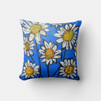 Almofada Flores com Pedais Brancos