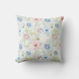 Almofada Flores cor-de-água rosa e azul.