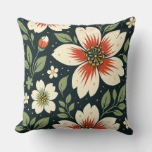 Flores Creme com Centros Vermelhos e Folhas Verdes