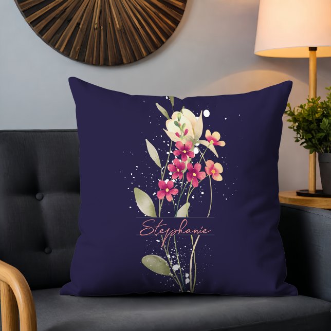 Almofada Flores de Aquarela Elegante Simples Azul Escuro (Criador carregado)