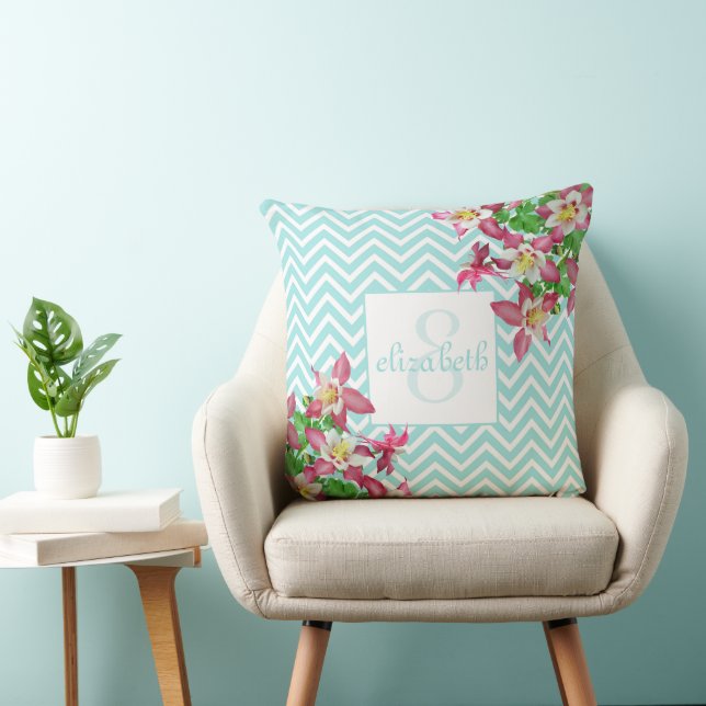 Almofada Flores e Chevron Monogramadas (Cadeira)