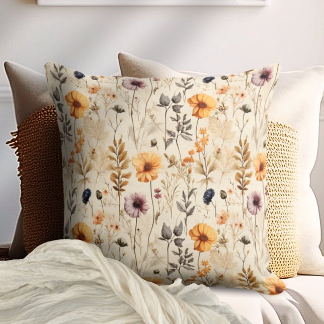 Almofada Flores Silvestres Coloridas Boho (Colorful Wildflowers Boho Throw Pillow)