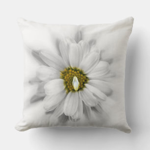 Almofada florescer em tons de branco