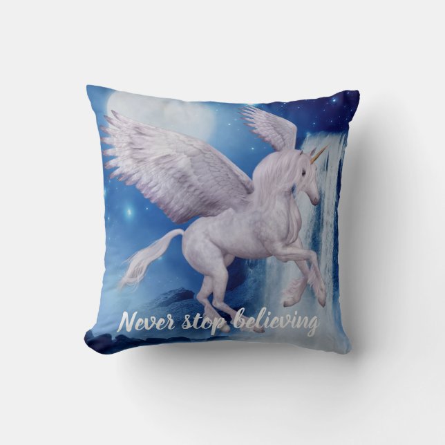 Almofada Flying Unicorn Waterfall Acredita fantasia Cavalo (Frente)