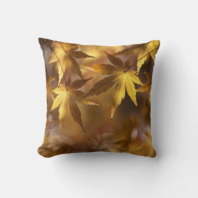 Almofada Folhas de bordo amarelo dourado de outono (Frente)