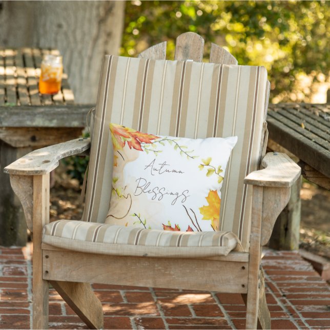Almofada Folhas de bordo de outono com texto personalizado  (Cadeira)