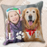 Almofada Foto de Pet de Impressão do Amor de Cão Personaliz<br><div class="desc">AMOR! Celebre o seu melhor amigo com um travesseiro de fotos de cão exclusivo e personalizado. Surpreenda seu amante favorito de cachorro, seja aniversário, Dia de as mães, dia de os namorados, ou Natal com esse lindo travesseiro de amante de cachorro. Este travesseiro de design de foto com o Amor...</div>