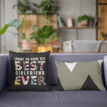 Almofada Foto do melhor Namorada do Namorado<br><div class="desc">O presente perfeito para cada namorado? Qualquer coisa com o rosto namorada dele. Pegue para seu namorado este divertido travesseiro decorativo "Sorte de ter o melhor namorada de sempre" como presente vai mantê-lo pensando em você quando você não estiver por perto.</div>