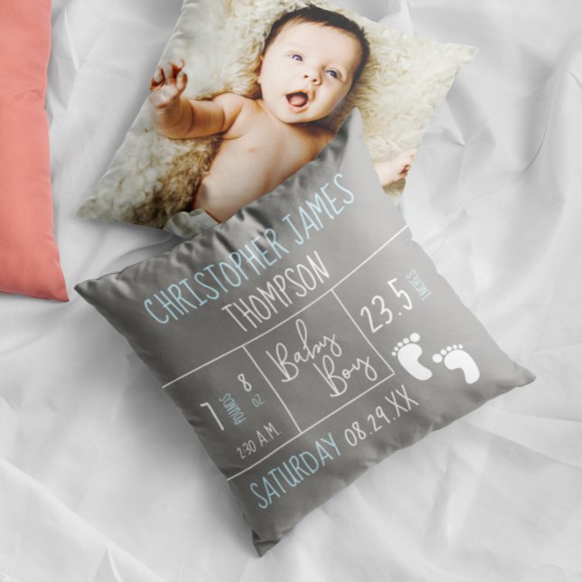Almofada Foto personalizada do "Baby Boy" da Cinza azul (Baby boy birth stat personalized photo pillow.)