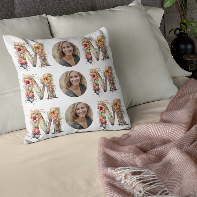 Almofada Foto personalizada do Dia de as mães de flores MOM (Personalised MOM flowers Mothers Day Photo Throw Pillow)