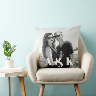Almofada Foto Personalizada e Grandes Iniciais de Monograma