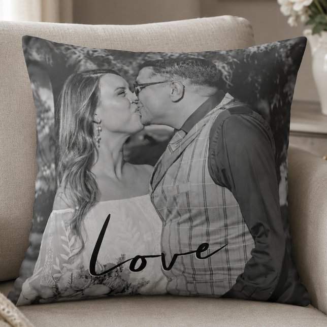 Almofada Foto Preto e Branco Personalizada de Amor (Love Photo Throw Pillow)