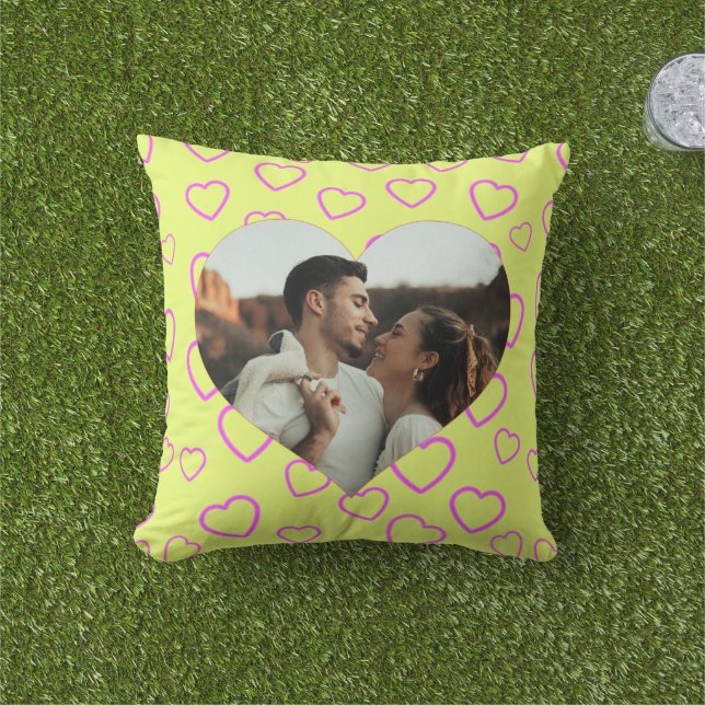 Almofada Foto Romântica de Padrão de Coração Chic (Grama)