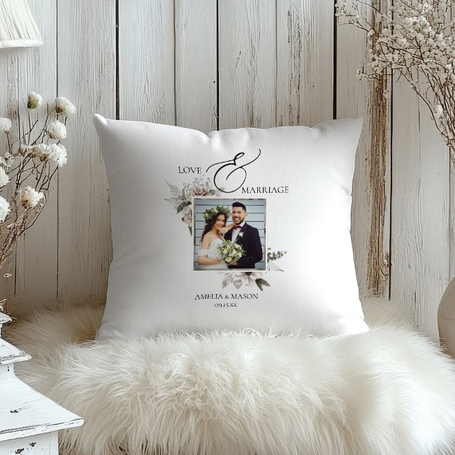 Almofada Foto Romântico Casamento Floral Aquarela (Photo Romantic Floral Watercolor Wedding Throw Pillow)