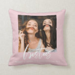 Almofada Fotos de Besties modernos melhores amigos rosa<br><div class="desc">Ideias para o teu melhor amigo. Sua foto personalizada em um travesseiro pontilhado preto com seus nomes personalizados.</div>