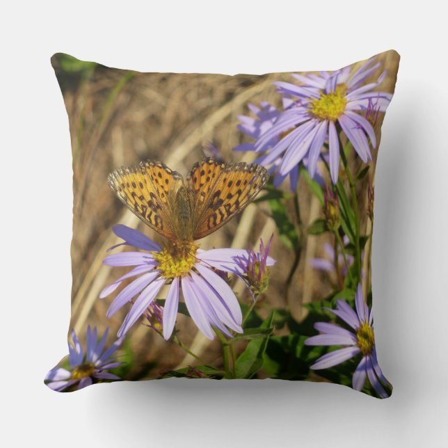 Almofada Fritilária Hydaspe em Flores de Áster Roxo (Frente)