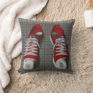 Almofada Funky Red Sneakers Travesseiro Americano MoJo