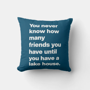 Almofada Funny Lake House Amigos Citam Tipografia Azul