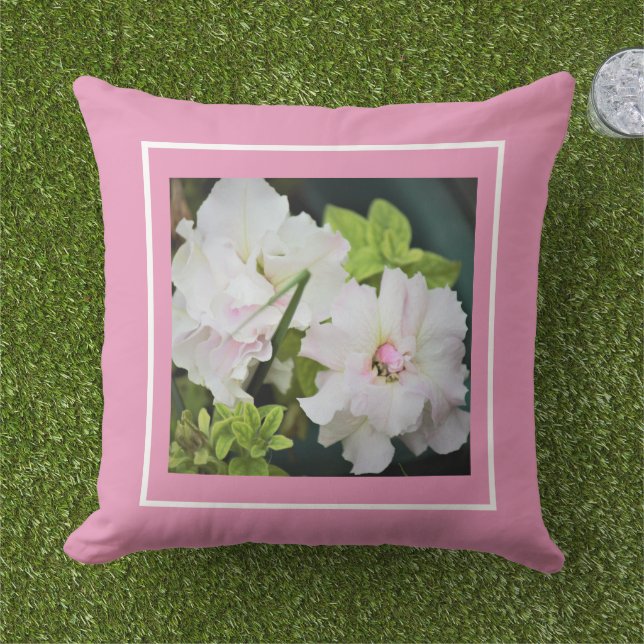 Almofada Gardenia Floral Delicada Rosa (Grama)