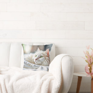 Almofada Gato Branco Em Um Banho Branco